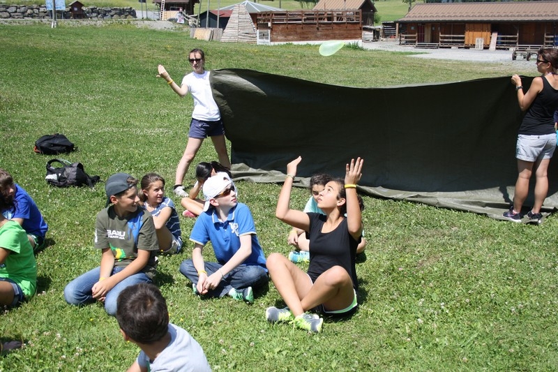 Village Camps International Summer Camp Leysin, Switzerland 2025-08-09 https://www.villagecamps.com/journals_admin/images/691-23-Big Yellow (10).jpg
